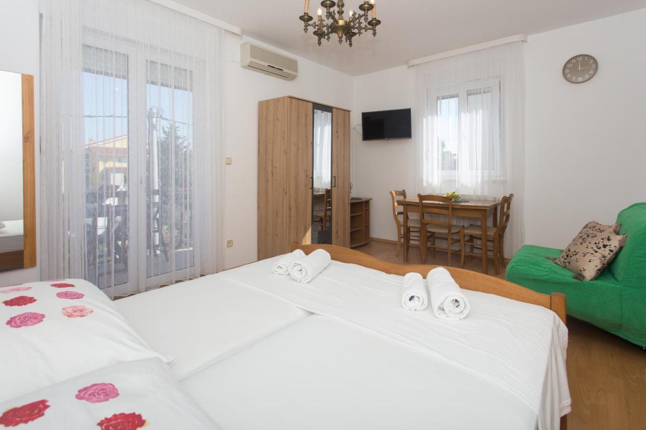 Apartments Villa Japeri Kaštela Extérieur photo