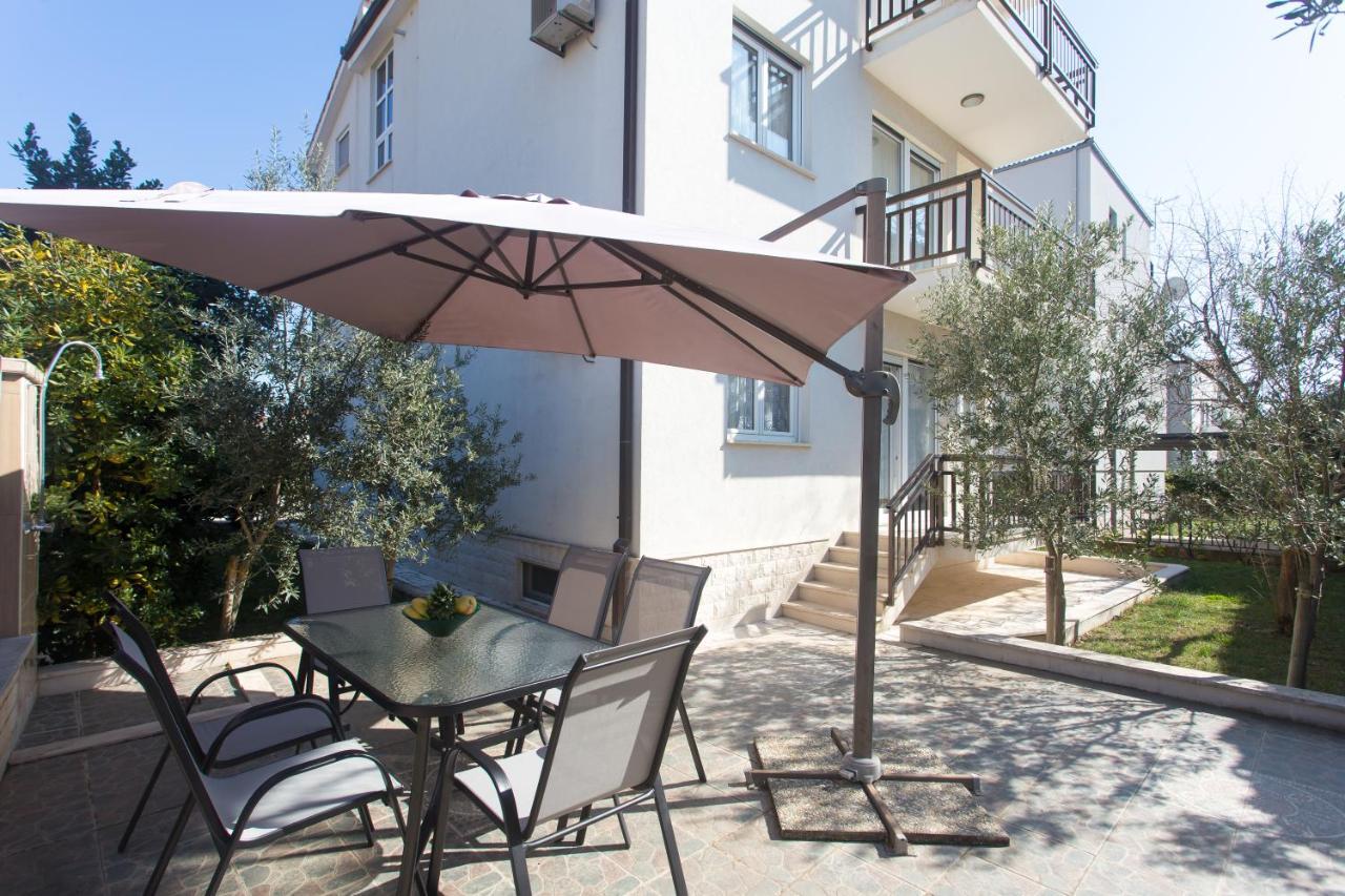 Apartments Villa Japeri Kaštela Extérieur photo